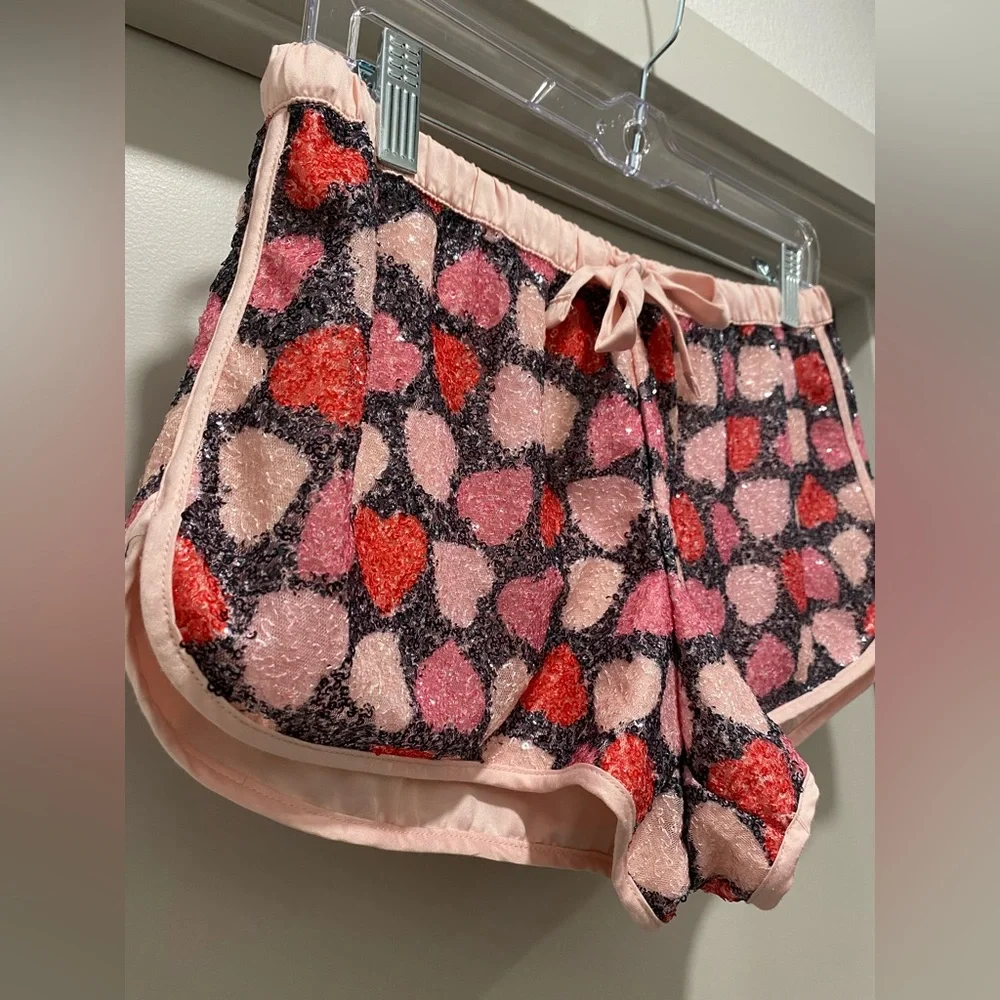 Victoria's Secret Red & Pink Sequin Heart Print Dolphin-Hem Sleep Shorts - XS - Picture 3 of 14